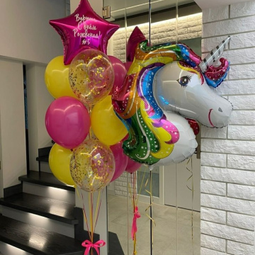 Композиция " Цветной Единорог" 